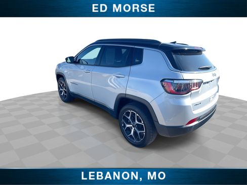 Used 2025 Jeep Compass Limited AWD/4WD image 6