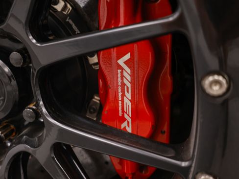 Used 2017 Dodge Viper ACR w/ Extreme Aero Package RWD image 25