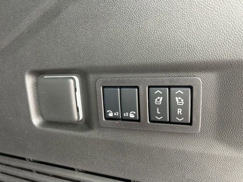 New 2026 Chevrolet Tahoe High Country w/ Sun And Tow Package image 33