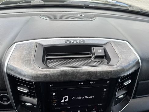 Used 2019 RAM 1500 Big Horn AWD/4WD image 38