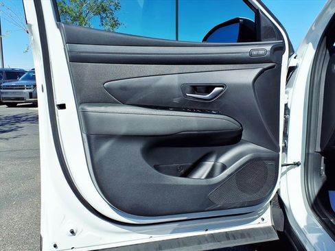 Certified 2025 Hyundai Santa Cruz Limited image 20