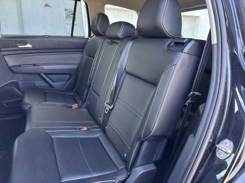 Used 2022 Volkswagen Atlas SE image 18