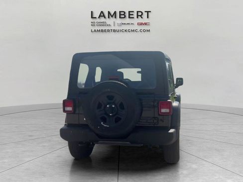 Used 2022 Jeep Wrangler Unlimited Sport AWD/4WD image 4