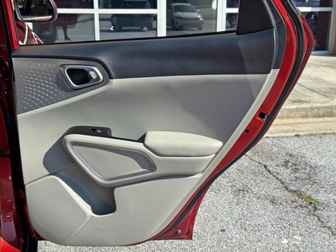Used 2021 Kia Soul LX FWD image 35