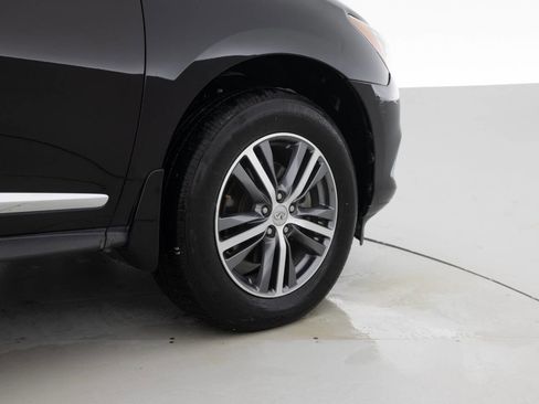 Used 2019 INFINITI QX60 Luxe w/ Essential Package image 18