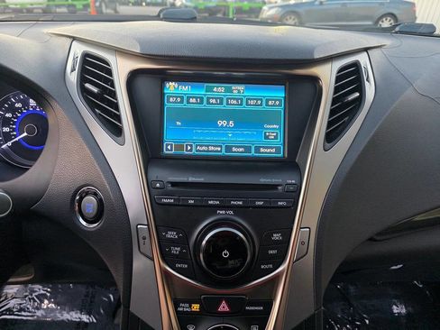 Used 2012 Hyundai Azera Base 4dr Sedan image 29