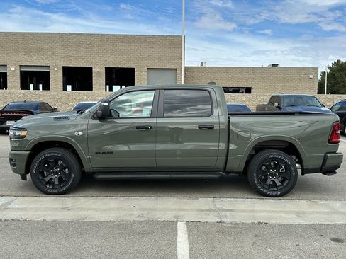 New 2026 RAM 1500 4x4 Crew Cab image 3