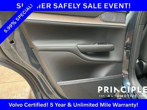 Certified 2025 Volvo EX90 Ultra AWD/4WD image 30