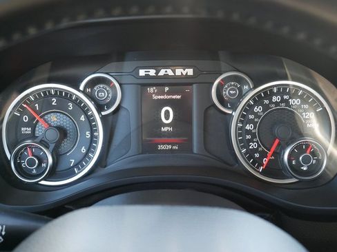 Used 2023 RAM 1500 Big Horn image 29