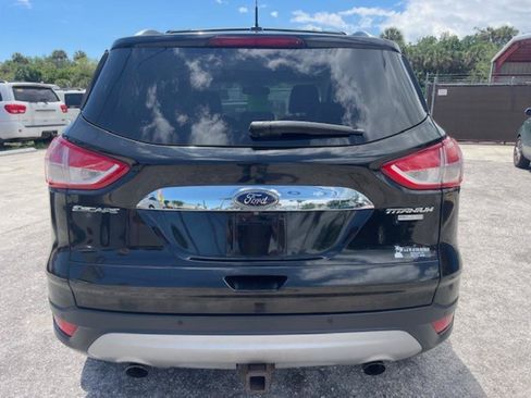 Used 2014 Ford Escape Titanium w/ Equipment Group 401A AWD/4WD image 5