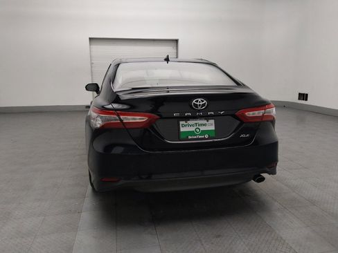 Used 2019 Toyota Camry XLE image 6