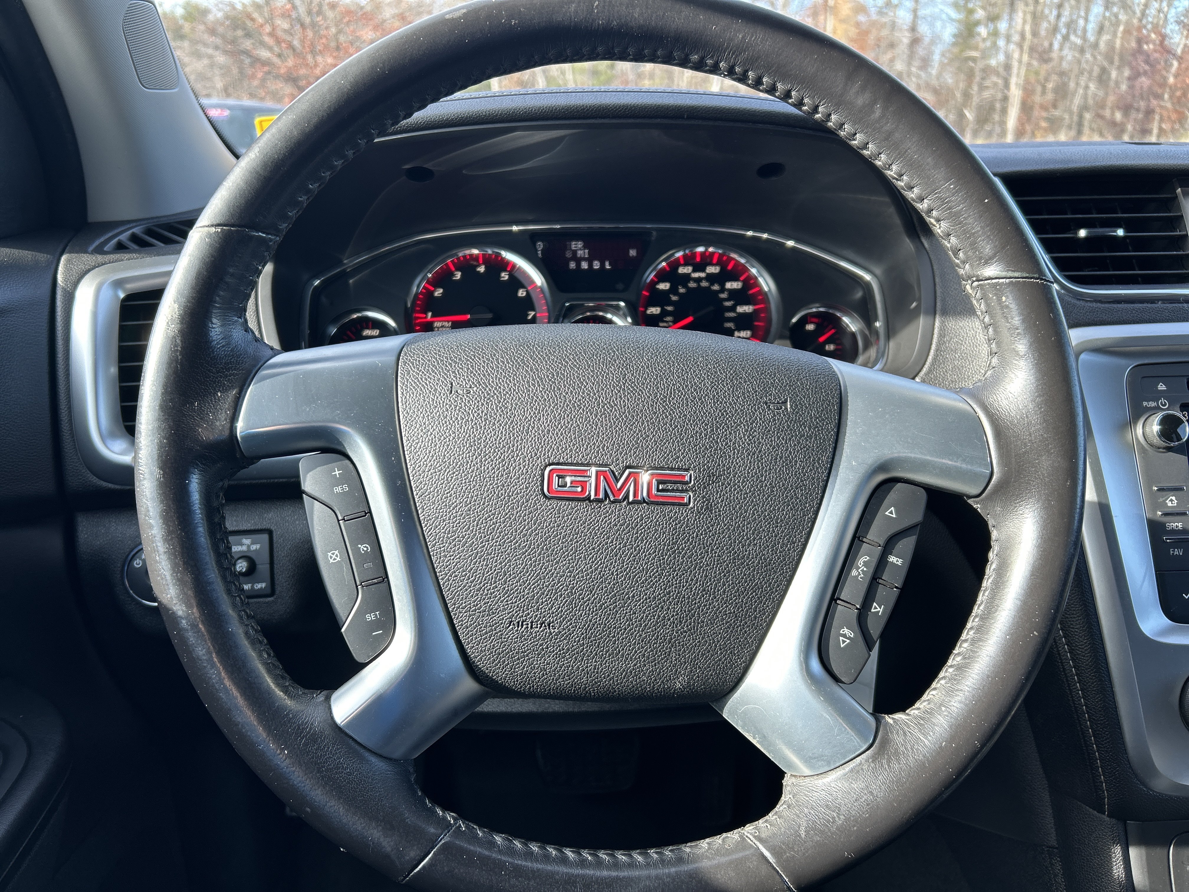Used 2016 GMC Acadia SLE AWD/4WD image 12