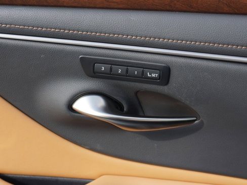 Certified 2024 Lexus ES 350 w/ Premium Package image 21