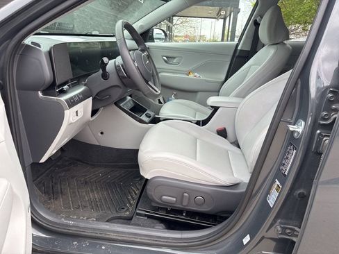 Used 2024 Hyundai Kona Limited image 10