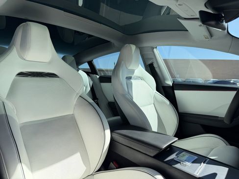 Used 2024 Tesla Model 3 Performance image 45