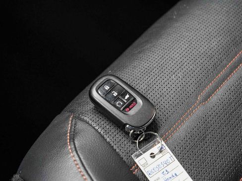 Used 2024 Honda CR-V Sport Touring image 27