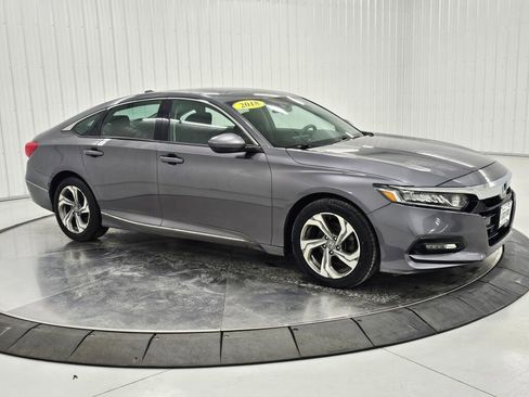 Used 2018 Honda Accord EX image 7