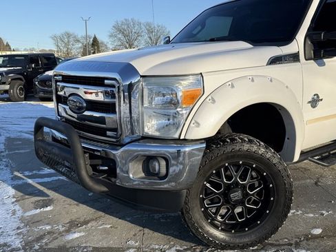 Used 2015 Ford F250 Lariat w/ Lariat Ultimate Package image 23