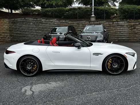 Certified 2022 Mercedes-Benz SL 63 AMG 4MATIC image 9