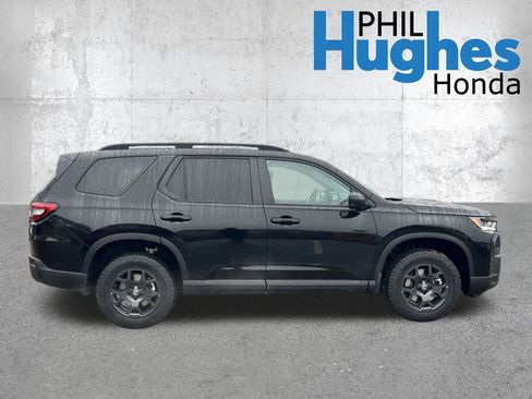 New 2026 Honda Pilot TrailSport image 2