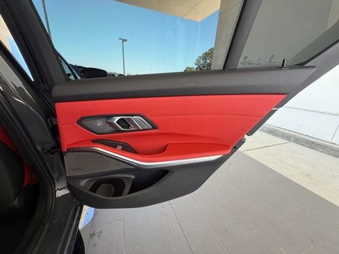 Used 2025 BMW M3 Competition w/ Executive Package image 33