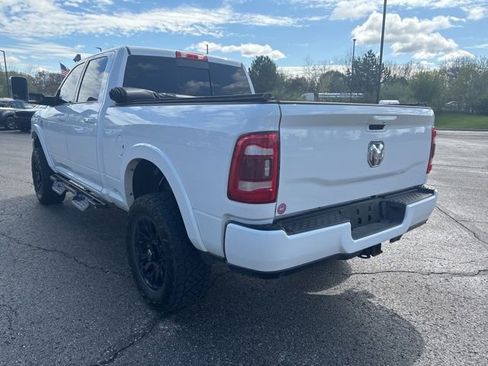 Used 2019 RAM 2500 Laramie AWD/4WD image 2