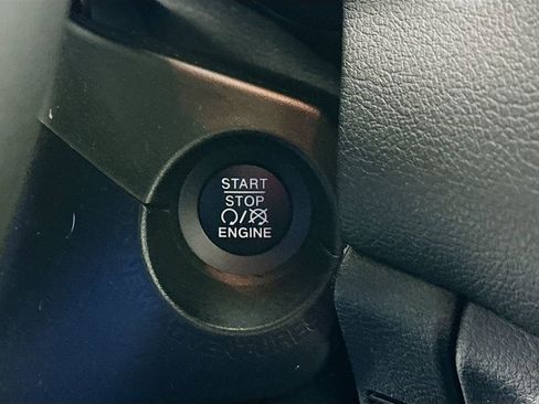 Used 2022 Jeep Renegade Latitude image 23