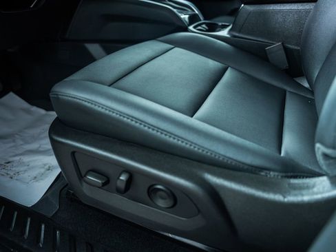 Used 2026 Chevrolet Colorado Trail Boss image 35