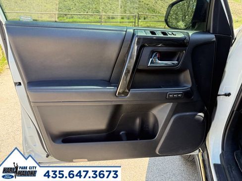 Used 2019 Toyota 4Runner Limited AWD/4WD image 12