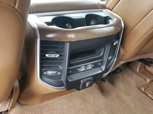Used 2021 RAM 1500 Laramie AWD/4WD image 11