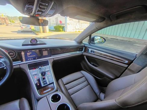 Used 2017 Porsche Panamera Turbo AWD/4WD image 38