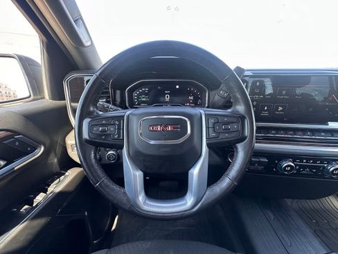 Used 2022 GMC Sierra 1500 Elevation w/ LPO, Elevation Black Package image 17