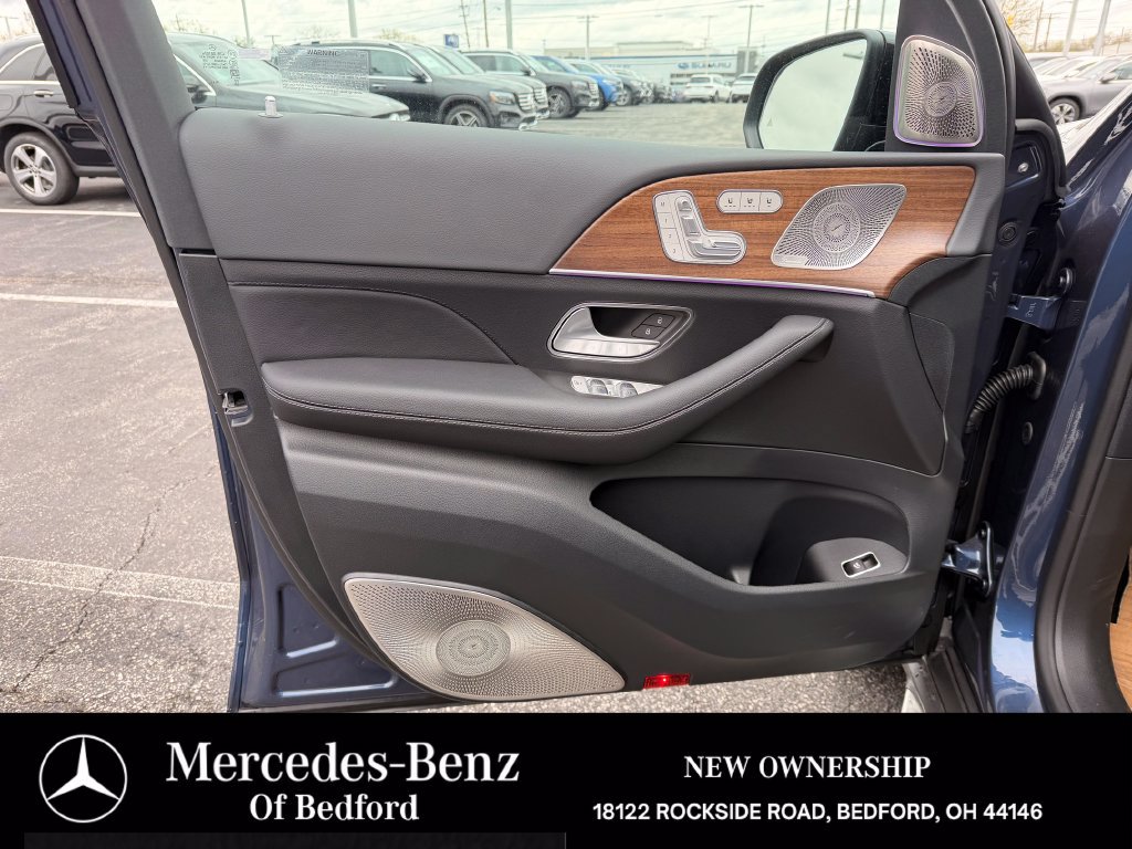 Used 2026 Mercedes-Benz GLS 450 4MATIC image 7