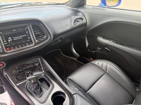 Used 2022 Dodge Challenger SRT Hellcat RWD image 26