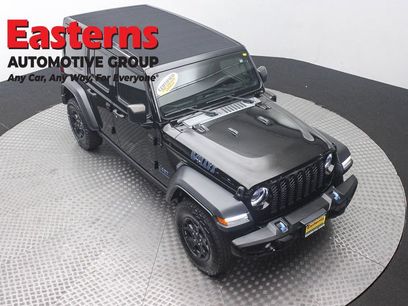 Used 2023 Jeep Wrangler Unlimited w/ Sun & Screen Package
