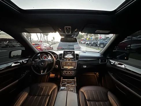 Used 2017 Mercedes-Benz GLE 350 4MATIC image 20