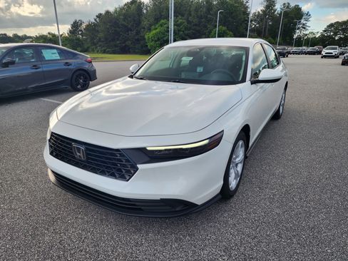 New 2026 Honda Accord LX image 2