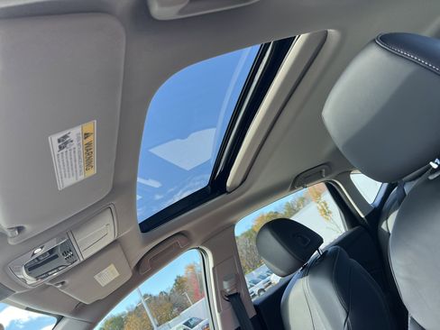 Certified 2023 Acura TLX w/ Technology Package image 28