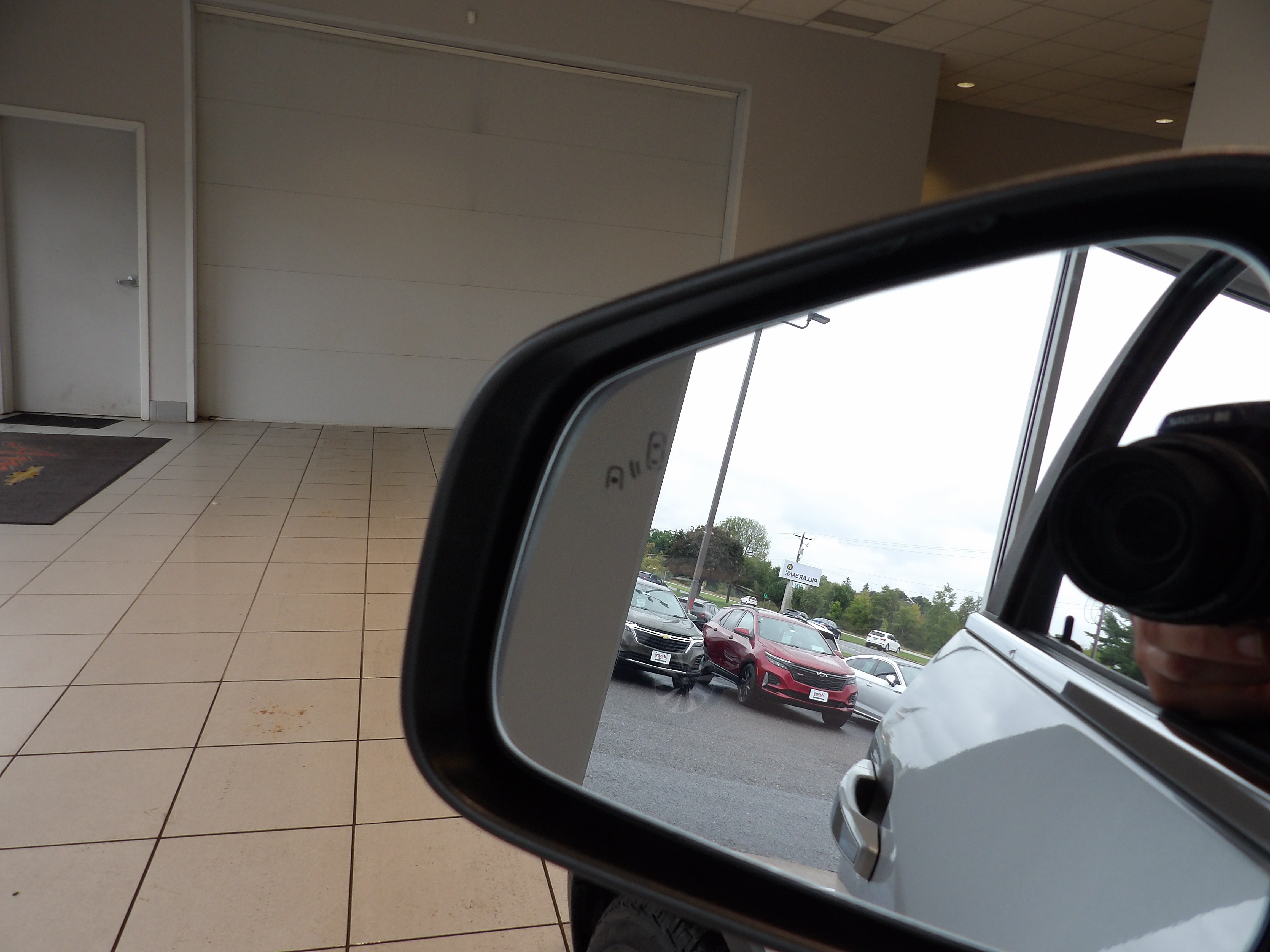 Used 2022 Buick Encore Preferred w/ Safety Package AWD/4WD image 7
