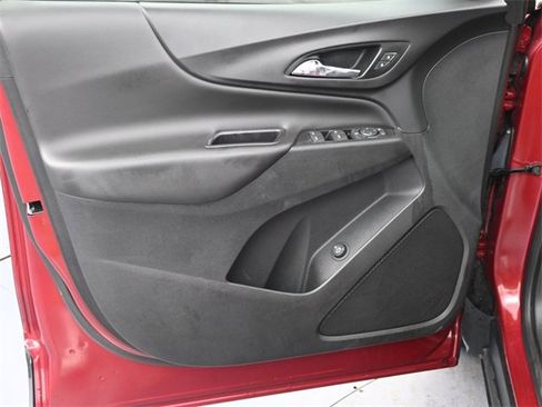 Used 2019 Chevrolet Equinox LT image 9