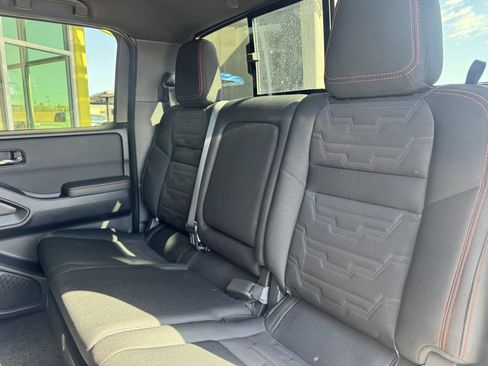 Used 2023 Nissan Frontier Pro-X w/ Technology Package image 38