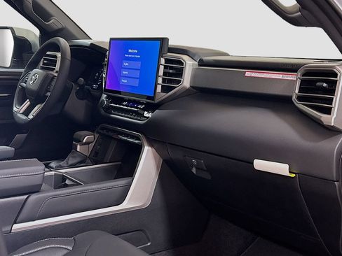 New 2026 Toyota Tundra Limited AWD/4WD image 28