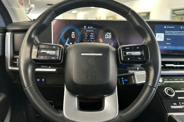 Used 2025 Hyundai Santa Fe SE FWD image 28