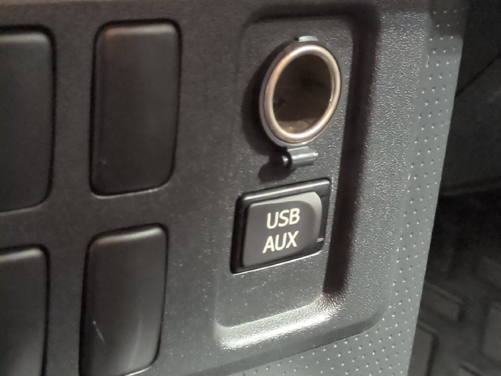 Used 2013 Toyota FJ Cruiser 4WD image 28