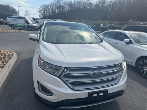 Used 2018 Ford Edge SEL w/ Equipment Group 201A image 7