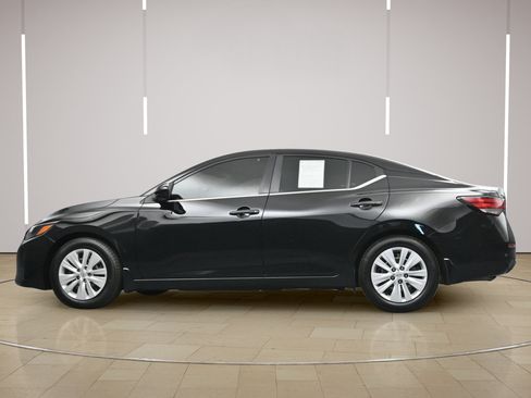 Certified 2024 Nissan Sentra S FWD image 26