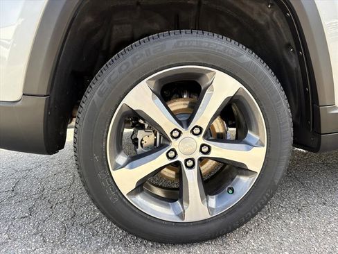 New 2026 Jeep Grand Cherokee Limited image 24