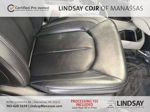 Used 2024 Chrysler Pacifica Touring-L FWD image 14