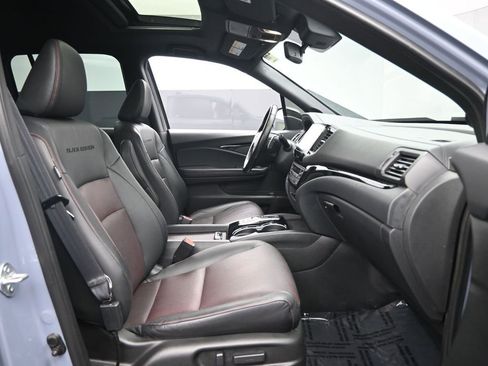 Used 2022 Honda Ridgeline Black Edition image 27