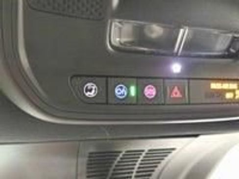 New 2025 Chevrolet Blazer EV LT AWD/4WD image 24